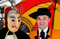 Bild zeigt Figur des Burrenweible aus Einhart mit Zunftrat